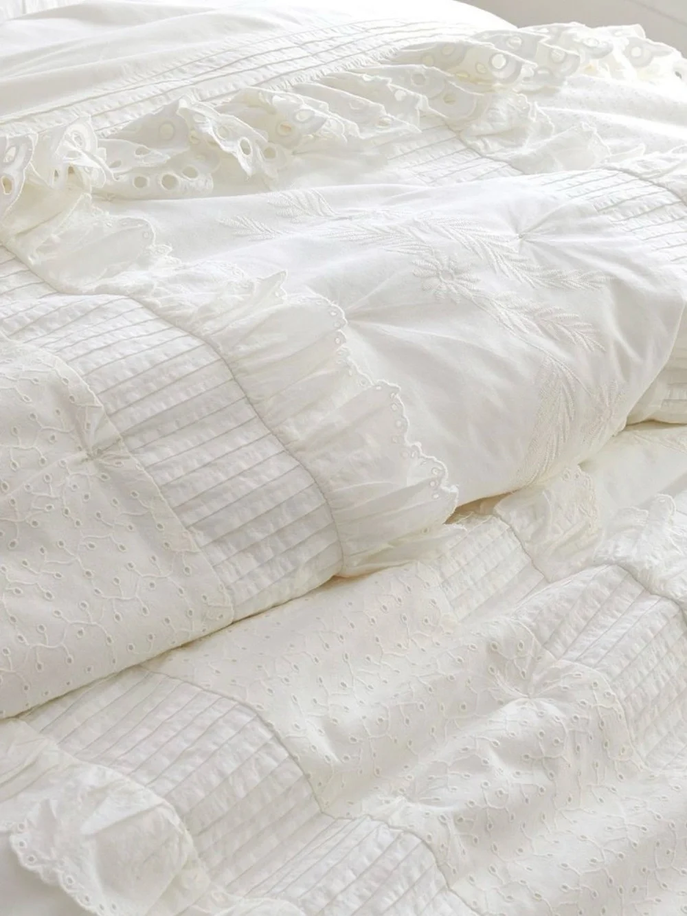 LoveShackFancy Eyelet Twin XL Quilt and Sham